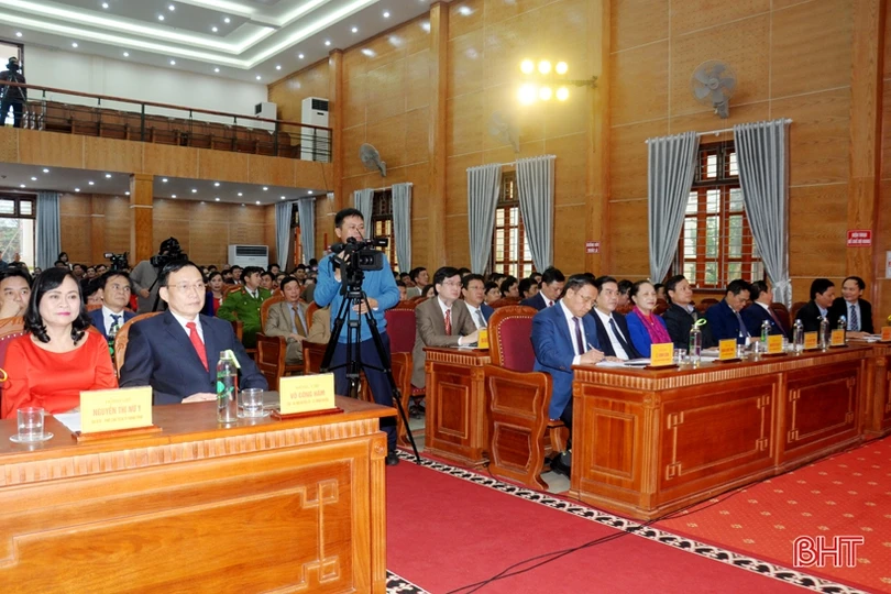 Bí thư Tỉnh ủy dự lễ công bố thành lập 9 đơn vị hành chính cấp xã mới ở Đức Thọ