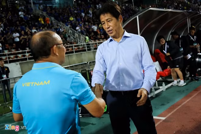 Kiatisak có đủ sức thay thế HLV Nishino ở tuyển Thái Lan?