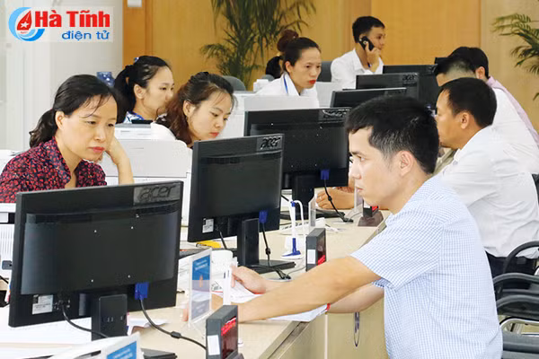 ha tinh nhin lai nhung su kien noi bat nam 2017