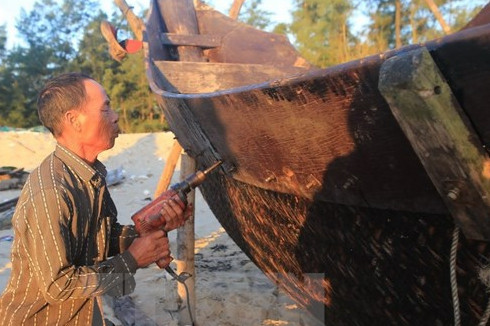 Thêm thời gian hỗ trợ khắc phục sự cố môi trường biển tại 4 tỉnh ảnh 1 them thoi gian ho tro khac phuc su co moi truong bien tai 4 tinh