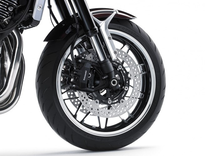 nhung hinh anh dau tien cua kawasaki z900 rs 2018