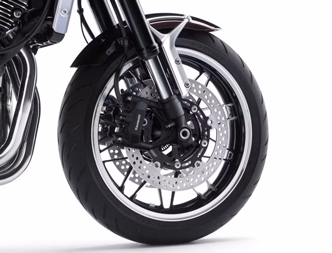 nhung hinh anh dau tien cua kawasaki z900 rs 2018