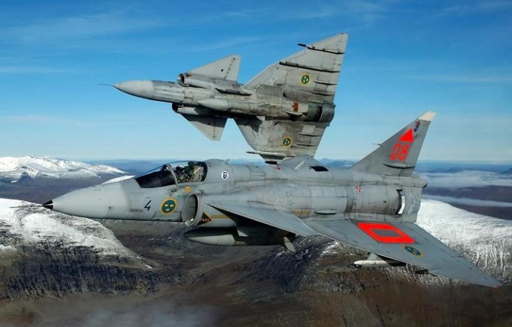 saab 35 draken rong sat dang so cua khong quan thuy dien