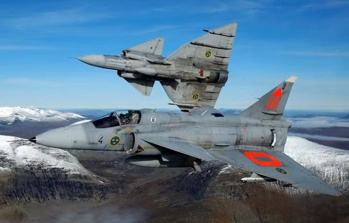 saab 35 draken rong sat dang so cua khong quan thuy dien