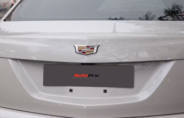 sedan hang sang cadillac ct6 premium luxury dau tien xuat hien tai viet nam