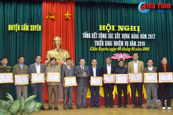 xay dung ntm quan trong nhat la nang cao doi song nguoi dan