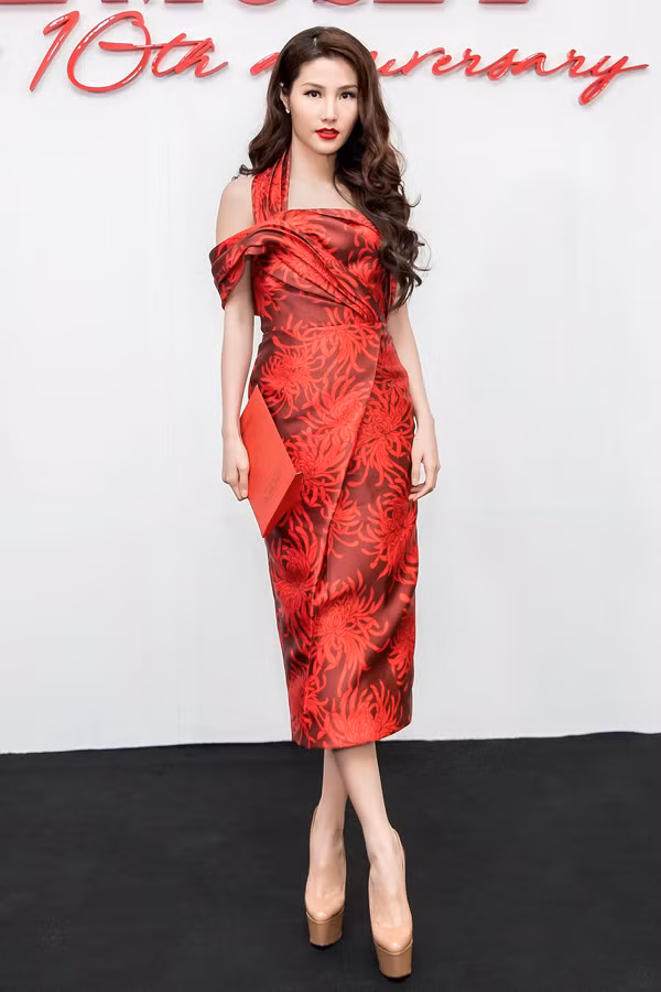 6 my nhan mac dep nhat tuan