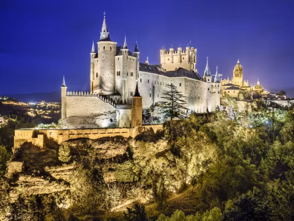 ve dep lung linh ngoai doi thuc cua nhung toa lau dai disney