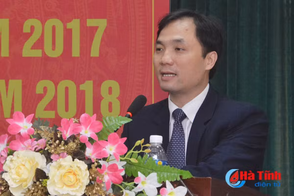 tich cuc tuyen truyen dau tranh chong cac luan diem sai trai thu dich