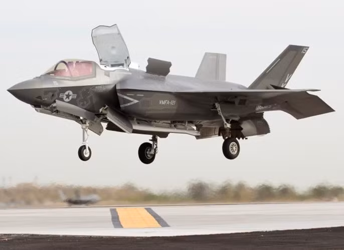 f 35b se tham chien lan dau vao nam 2018