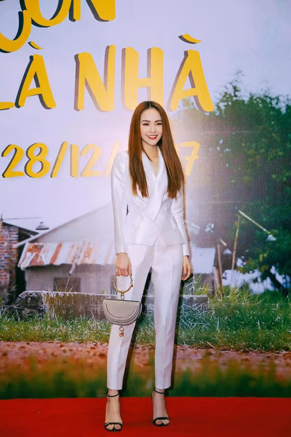 6 my nhan mac dep nhat tuan