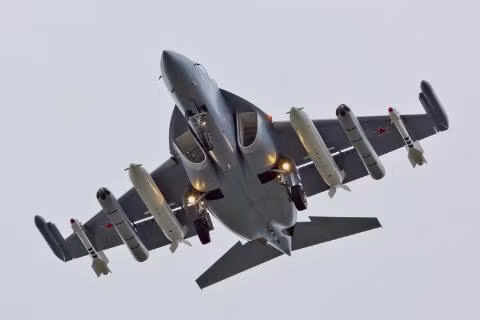 hop tac khong quan nga viet nham su 35 va yak 130