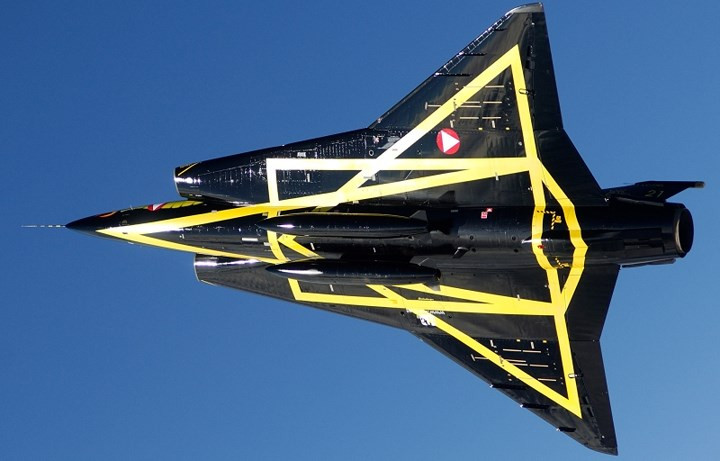 saab 35 draken rong sat dang so cua khong quan thuy dien