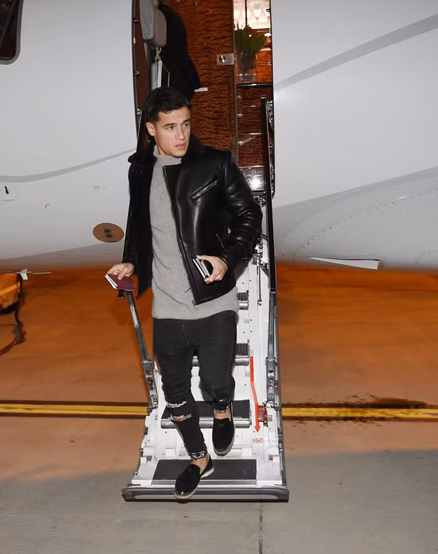 barca hoan tat thuong vu coutinho voi gia ky luc