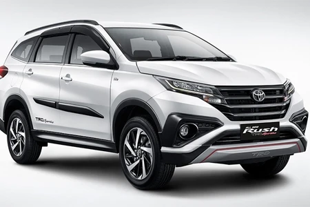 toyota rush 2018 tieu fortuner gia tu 17 800 usd