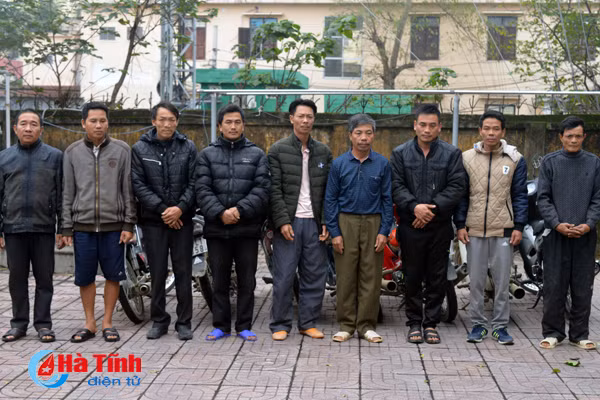 khoi to 9 doi tuong danh bac tai nghi xuan