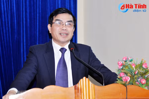 tap trung phat trien tao buoc dot pha tren linh vuc kh cn