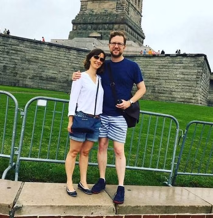 nhung buc anh du lich cuoi ra nuoc mat