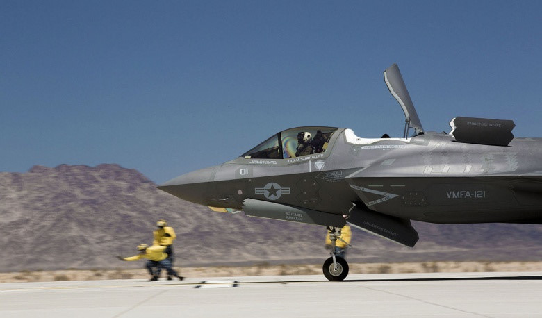 f 35b se tham chien lan dau vao nam 2018