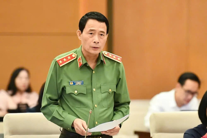 Thượng tướng Lê Quốc Hùng, Thứ trưởng Bộ Công an z6767114567175-4d063fbfa870b069b064a397b52e83f1.jpg