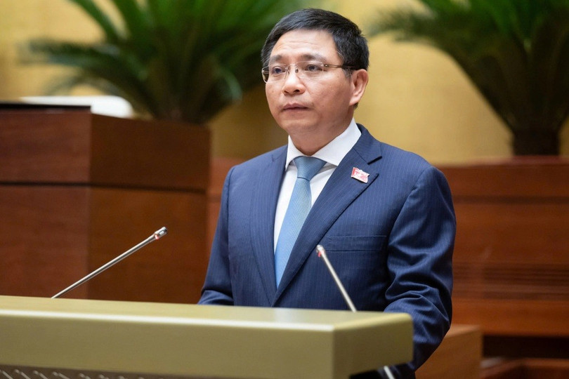 Bộ trưởng Bộ Tài chính Nguyễn Văn Thắng trình bày tờ trình của Chính phủ về việc giảm thuế giá trị gia tăng (Ảnh: Hồng Phong). img-proxy-5373.jpg