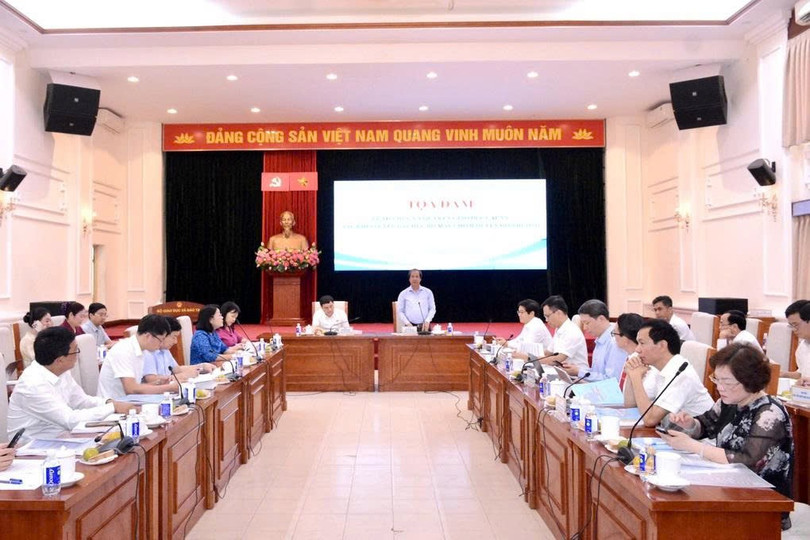 Toạ đàm về tổ chức và quản lý giáo dục cấp xã sau sắp xếp tổ chức bộ máy chính quyền địa phương diễn ra tại Hà Nội (Ảnh: Bộ GD&ĐT). a1.jpg