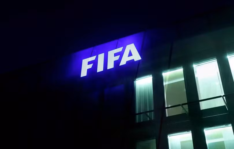 Khủng hoảng bủa vây FIFA.