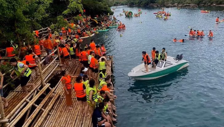 Khu du lịch thung lũng Hava những năm qua nằm trong số điểm đến có lượng khách du lịch đông nhất tại Quảng Bình - Ảnh: QUỐC NAM