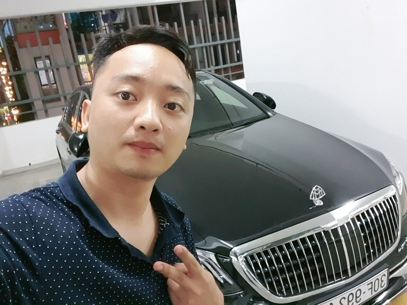 Đức từng tiết lộ đã tự thưởng cho mình chiếc Mercedes-Benz C200 Exclusive trị giá hơn 1,7 tỷ đồng sau nhiều năm nỗ lực làm việc (Ảnh chụp màn hình). 1.jpg