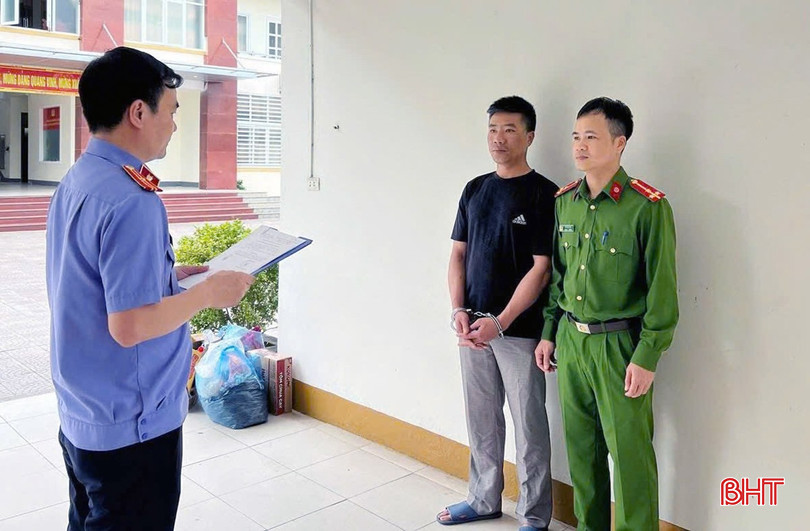 Trần Quốc Hoàn bị bắt về tội che giấu tội phạm.