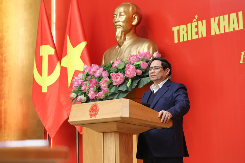 Cùng với phân tích nguyên nhân của những kết quả đạt được và những hạn chế cần khắc phục, những việc cần làm tốt hơn trong thời gian tới, Thủ tướng nhấn mạnh những bài học kinh nghiệm quan trọng - Ảnh: VGP/Nhật Bắc