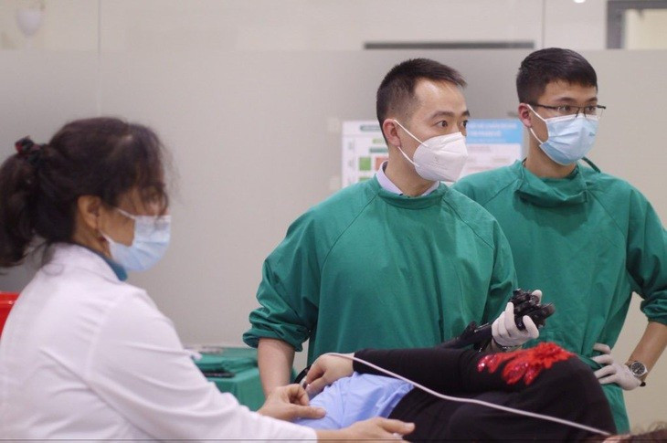 Các bác sĩ Bệnh viện K can thiệp điều trị sớm cho bệnh nhân ung thư - Ảnh minh họa Các bác sĩ Bệnh viện K can thiệp điều trị sớm cho bệnh nhân ung thư - Ảnh minh họa