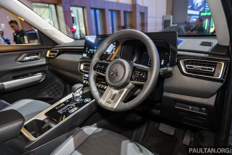 Đi kèm là hộp số vô cấp CVT và hệ dẫn động cầu trước. Chức năng thay đổi chế độ lái chỉ có trên 2 phiên bản Exceed và Ultimate, gồm 5 chế độ là Normal (tiêu chuẩn), Wet (đường ướt), Gravel (đường sỏi), Tarmac (đường nhựa) và Mud (bùn lầy).