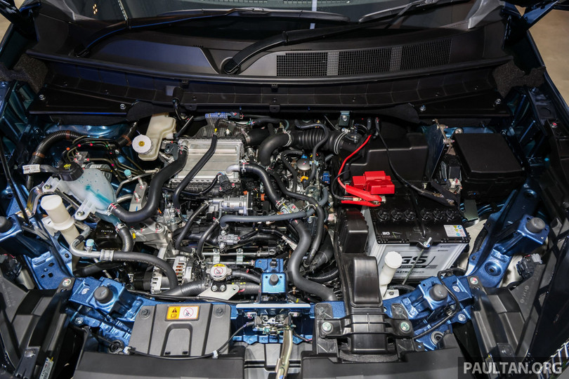 Thay vì động cơ 2.0L như trên Outlander, Mitsubishi Destinator chỉ được trang bị động cơ 4 xy-lanh 1.5L tăng áp, công suất tối đa 163 mã lực và mô-men xoắn cực đại 250 Nm.