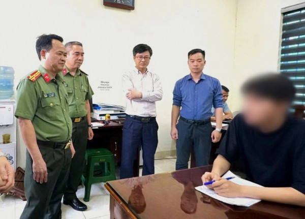 Đại tá Lê Ngọc Anh - Phó Giám đốc, Thủ trưởng Cơ quan An ninh điều tra, Công an tỉnh Thanh Hoá trực tiếp chỉ đạo chuyên án.