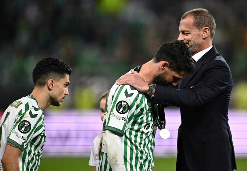 Đội trưởng Isco tỏ rõ vẻ thất vọng. Kinh nghiệm từng nhiều lần vô địch Champions League của anh là không đủ để giúp đại diện La Liga tạo bất ngờ trước đối thủ được đánh giá mạnh hơn về mọi mặt.