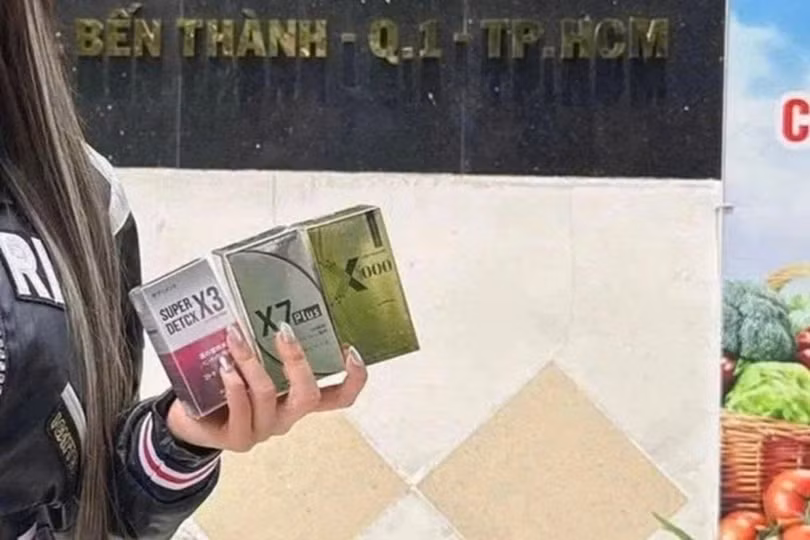 Các sản phẩm do DJ Ngân 98 quảng cáo (Ảnh: Facebook nhân vật).