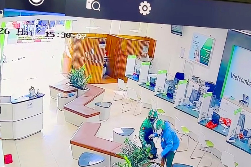 Hai nghi can thực hiện vụ cướp ngân hàng chiều 19/1.