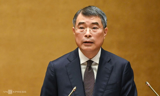 Trưởng ban Tổ chức Trung ương Lê Minh Hưng phát biểu sáng 7/2. Ảnh: Giang Huy