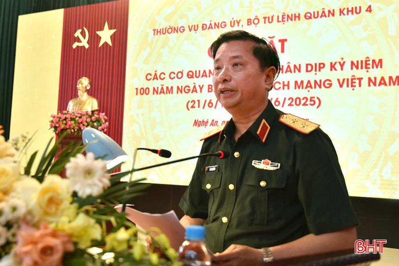 Trung tướng Hà Thọ Bình - Tư lệnh Quân khu 4 trân trọng gửi lời chúc mừng và tri ân sâu sắc tới các cơ quan báo chí, các nhà báo, phóng viên, biên tập viên vì những đóng góp to lớn trong sự nghiệp cách mạng của Đảng, dân tộc và lực lượng vũ trang Quân khu 4. bqbht_br_anh-5.jpg