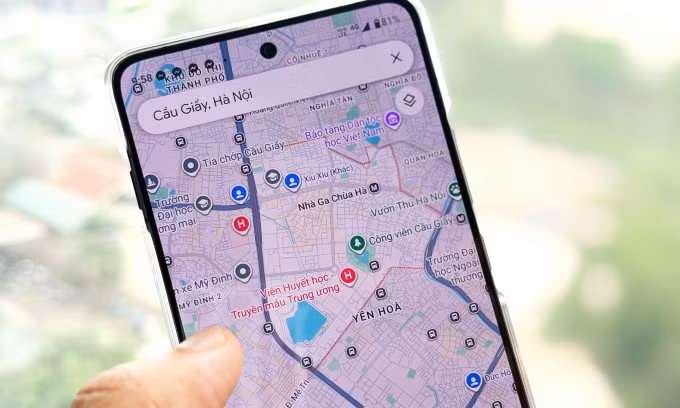 Bản đồ Google Maps trên smartphone, sáng 24/3. Ảnh: Lưu Quý