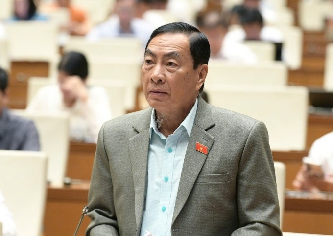 Ông Phạm Văn Hòa, đại biểu Quốc hội tỉnh Đồng Tháp phát biểu tại phiên thảo luận ngày 9/5. Ảnh: Trung tâm báo chí Quốc hội Ông Phạm Văn Hòa, đại biểu Quốc hội tỉnh Đồng Tháp phát biểu tại phiên thảo luận ngày 9/5. Ảnh: Trung tâm báo chí Quốc hội