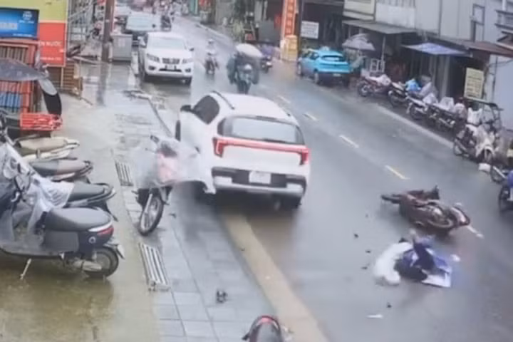 Hiện trường nơi xảy ra vụ tai nạn. (Ảnh: Chụp màn hình)