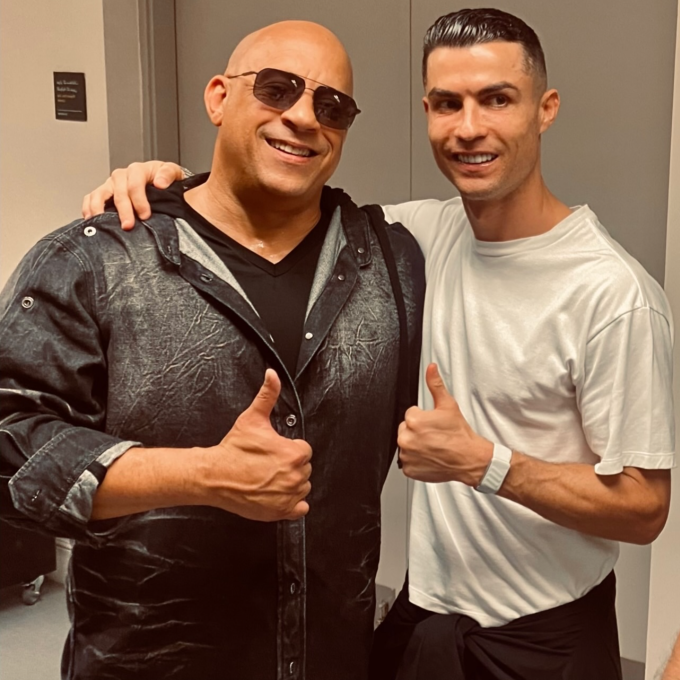 Cristiano Ronaldo pictured with the Cristiano Ronaldo chụp cùng nam diễn viên ''Fast & Furious''. Ảnh: Instagram Vin Diesel