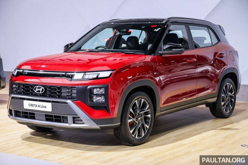 Tại triển lãm ôtô Bangkok (BIMS 46th), Hyundai cũng giới thiệu phiên bản nâng cấp giữa vòng đời của chiếc Creta. Nhiều khả năng mẫu xe có thể sớm xuất hiện tại Việt Nam sau dịp lễ. Trước đó, Creta đã mở bán ở Indonesia. Xe được tinh chỉnh thiết kế ngoại thất với đầu xe và đuôi xe được làm thể thao hơn. Ảnh: Paultan.