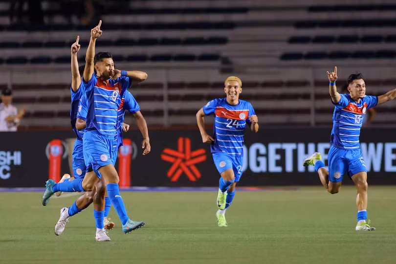 Philippines ăn mừng bàn thắng. Ảnh: John Mauricio.