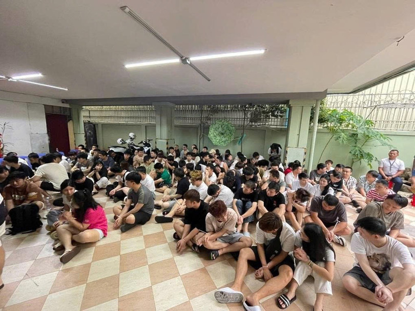 Một nhóm đối tượng bị bắt giữ (Ảnh: Khmer Times). a.jpg