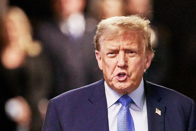 Ông Trump gặp gỡ báo chí tại New York, Mỹ, ngày 26/4/2024. Ảnh: Reuters.