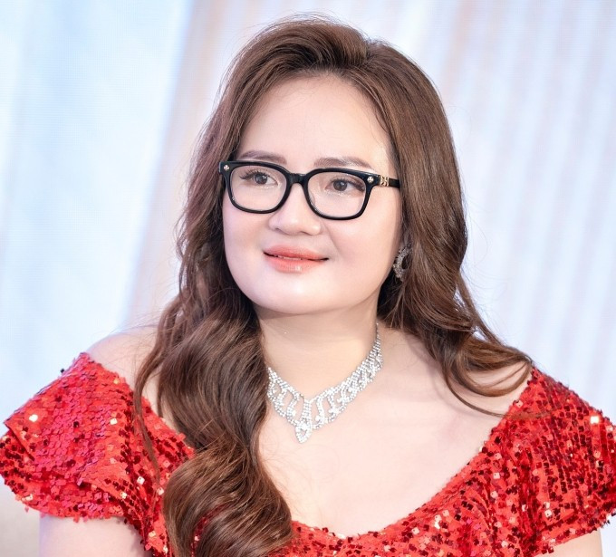 Hoàng Hường khi chưa bị khởi tố. Ảnh: FBNV Hoàng Hường khi chưa bị khởi tố. Ảnh: FBNV