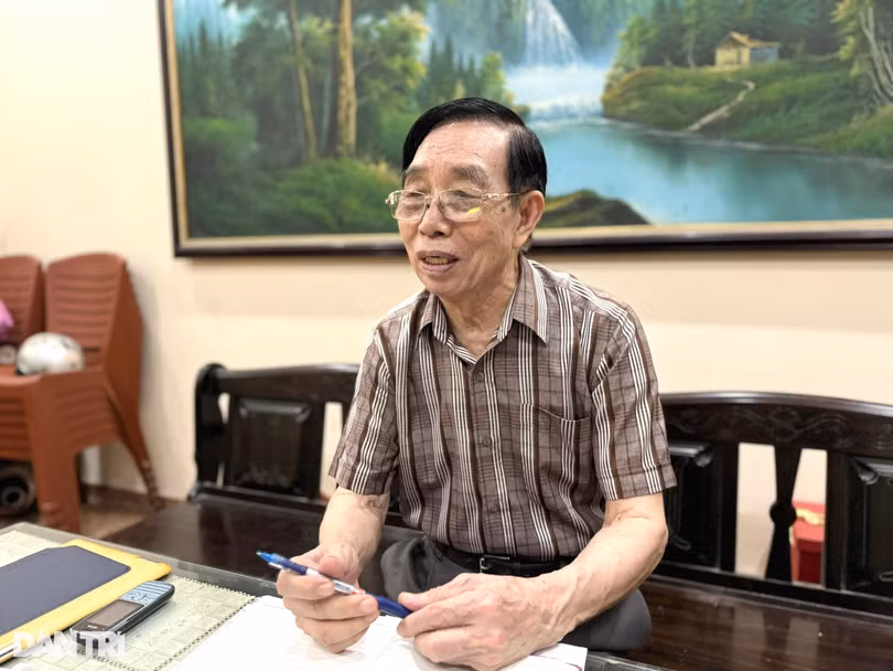 Tiến sĩ Bùi Ngọc Thanh, nguyên Chủ nhiệm Văn phòng Quốc Hội (Ảnh: Hà Trang).